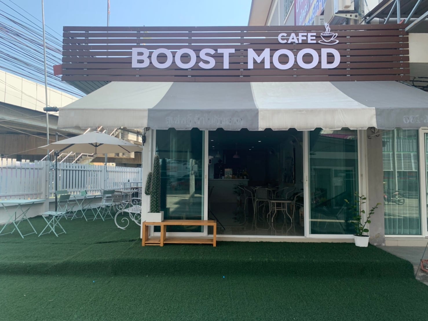 Boost mood cafe’