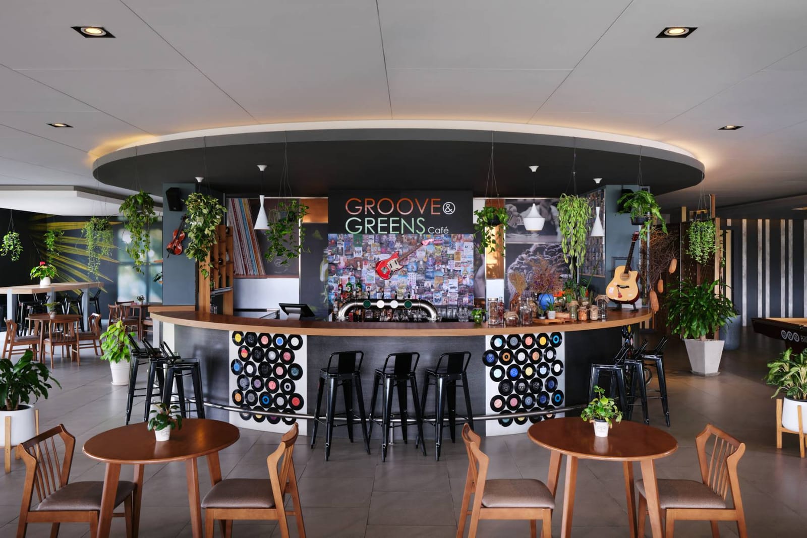 Groove & Greens Café photo 2