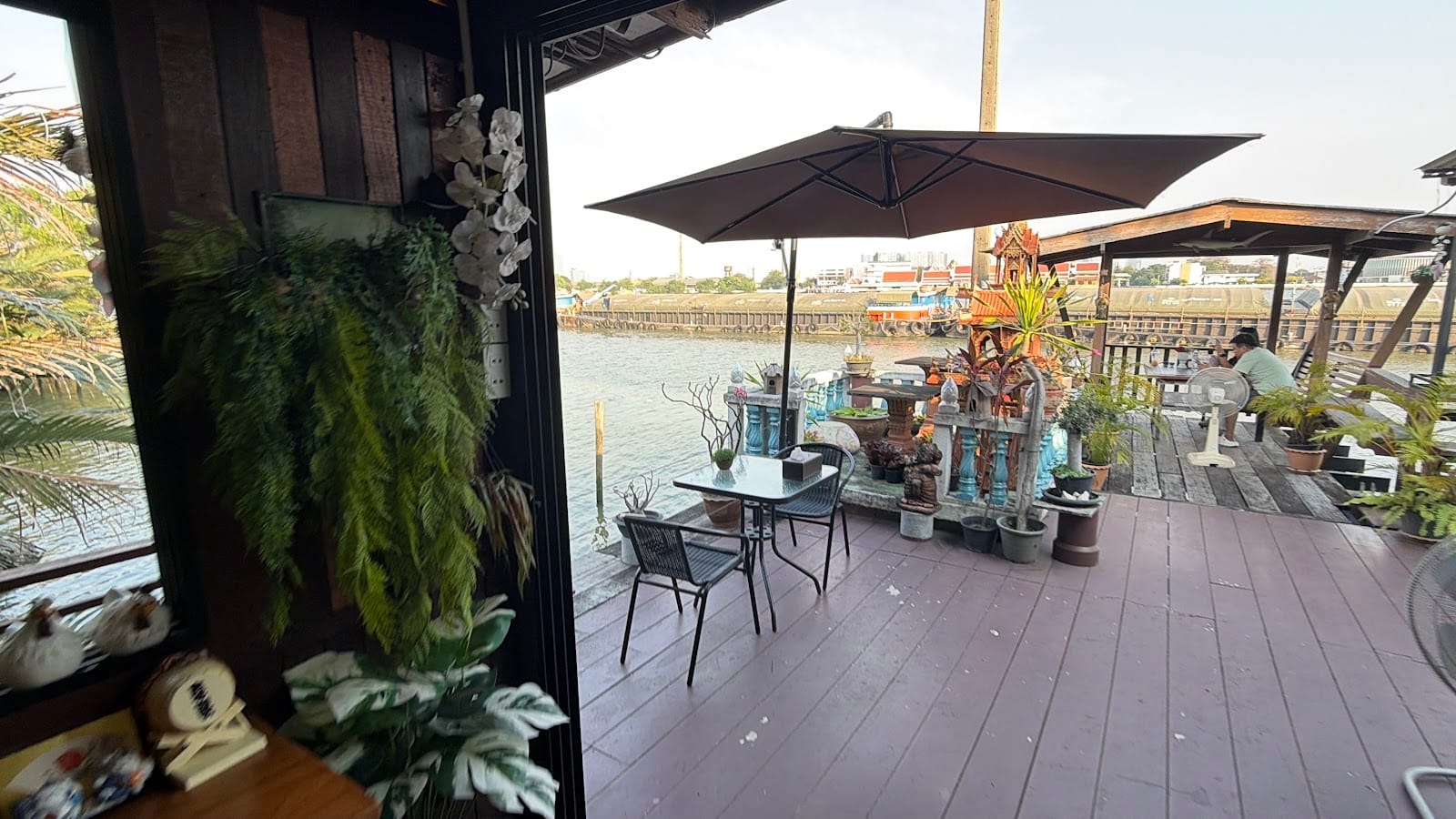 Sitting at Bang Nam Phueng Cafe
