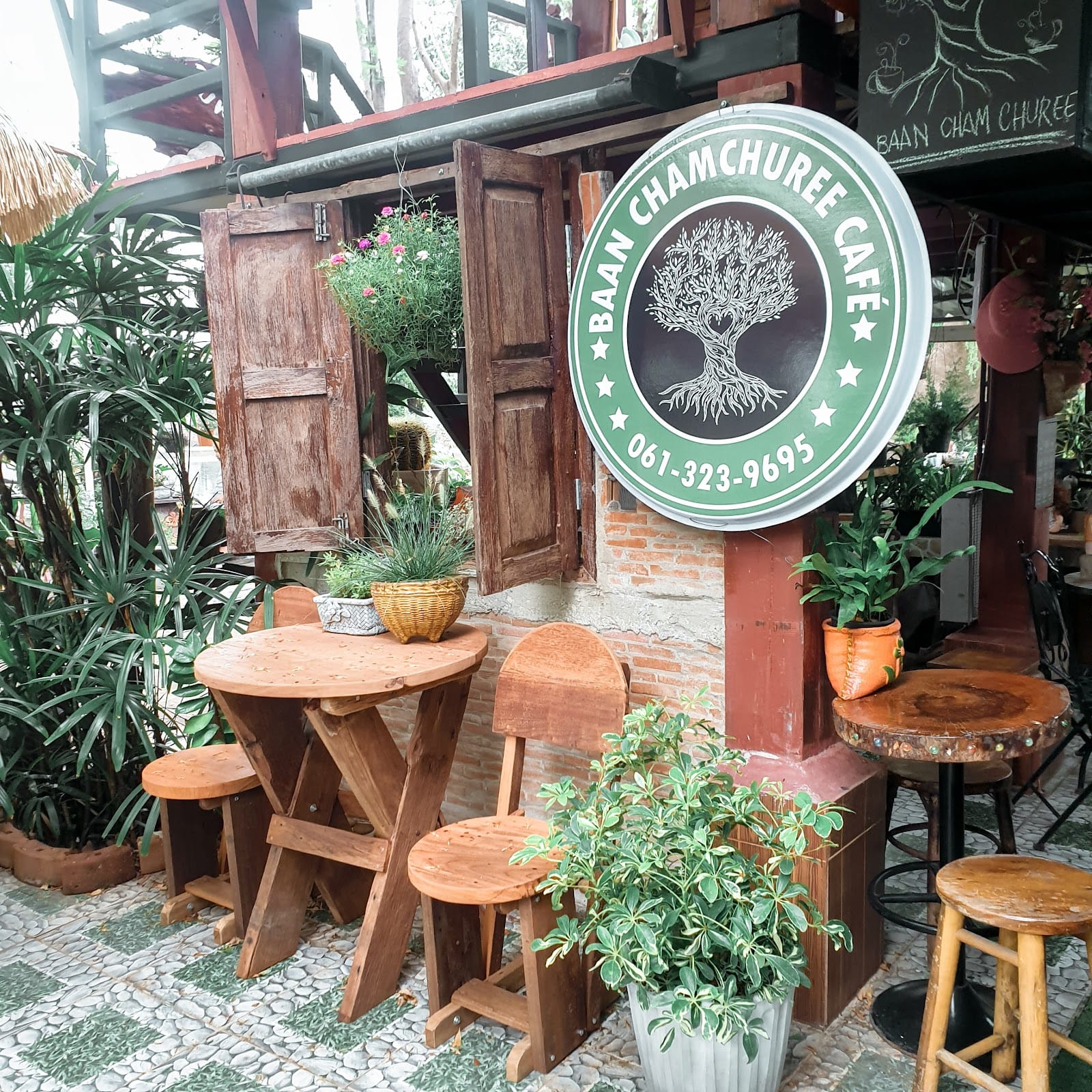 Baan Chamchuri Cafe