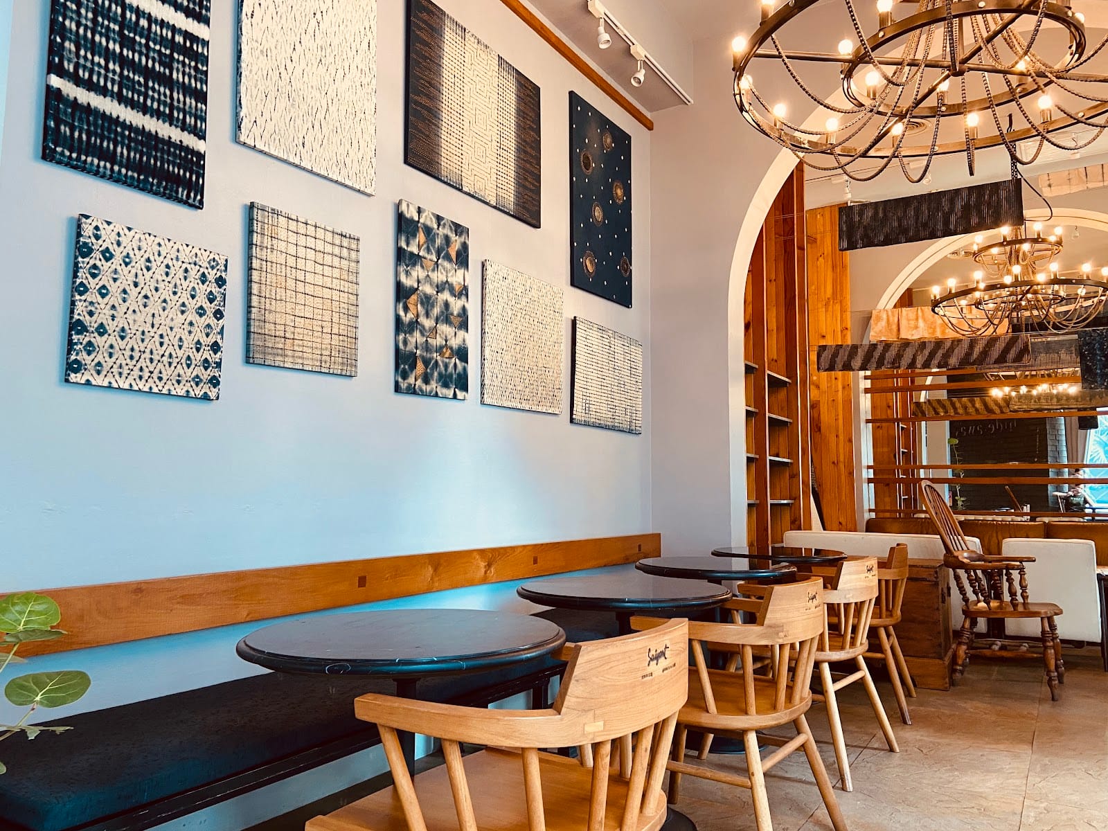 hide away cafe