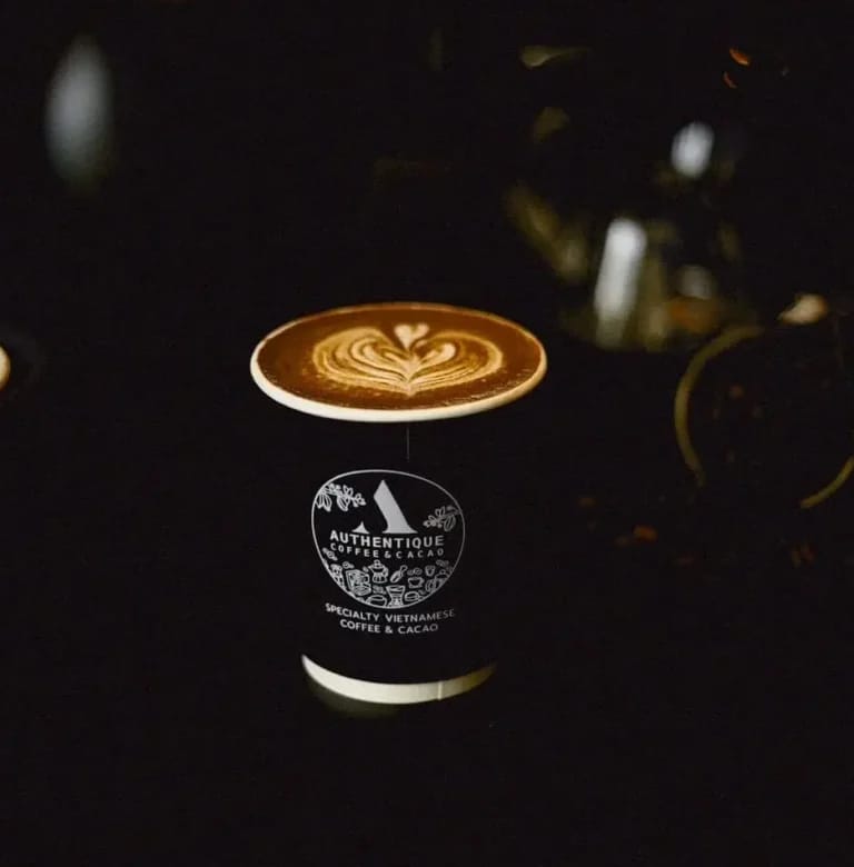 Authentique Speciality Vietnamese Coffee & Cacao (Sukhumvit 16) photo 3