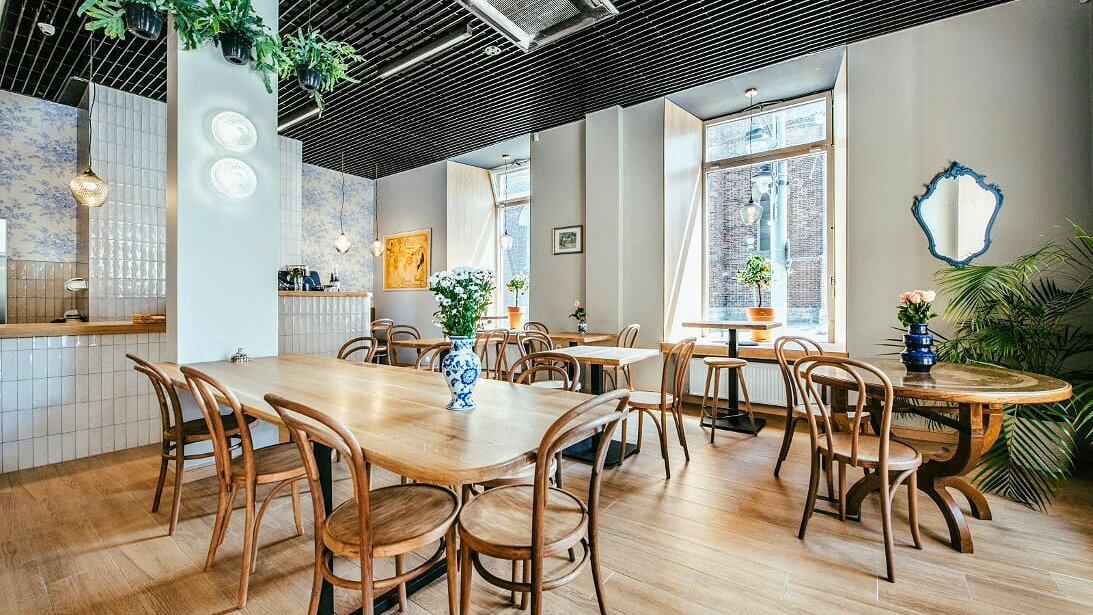 Jolie - Brasserie Cafe