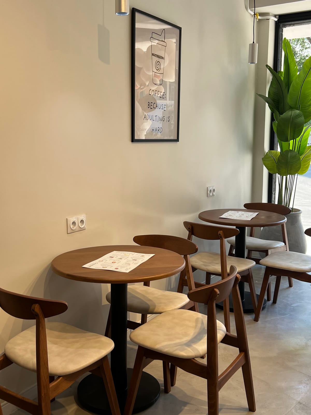 Cinnamon Coffeeshop