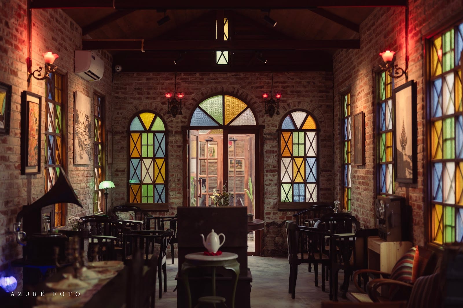 Retro Bean House ,RBH Cafe Mandalay