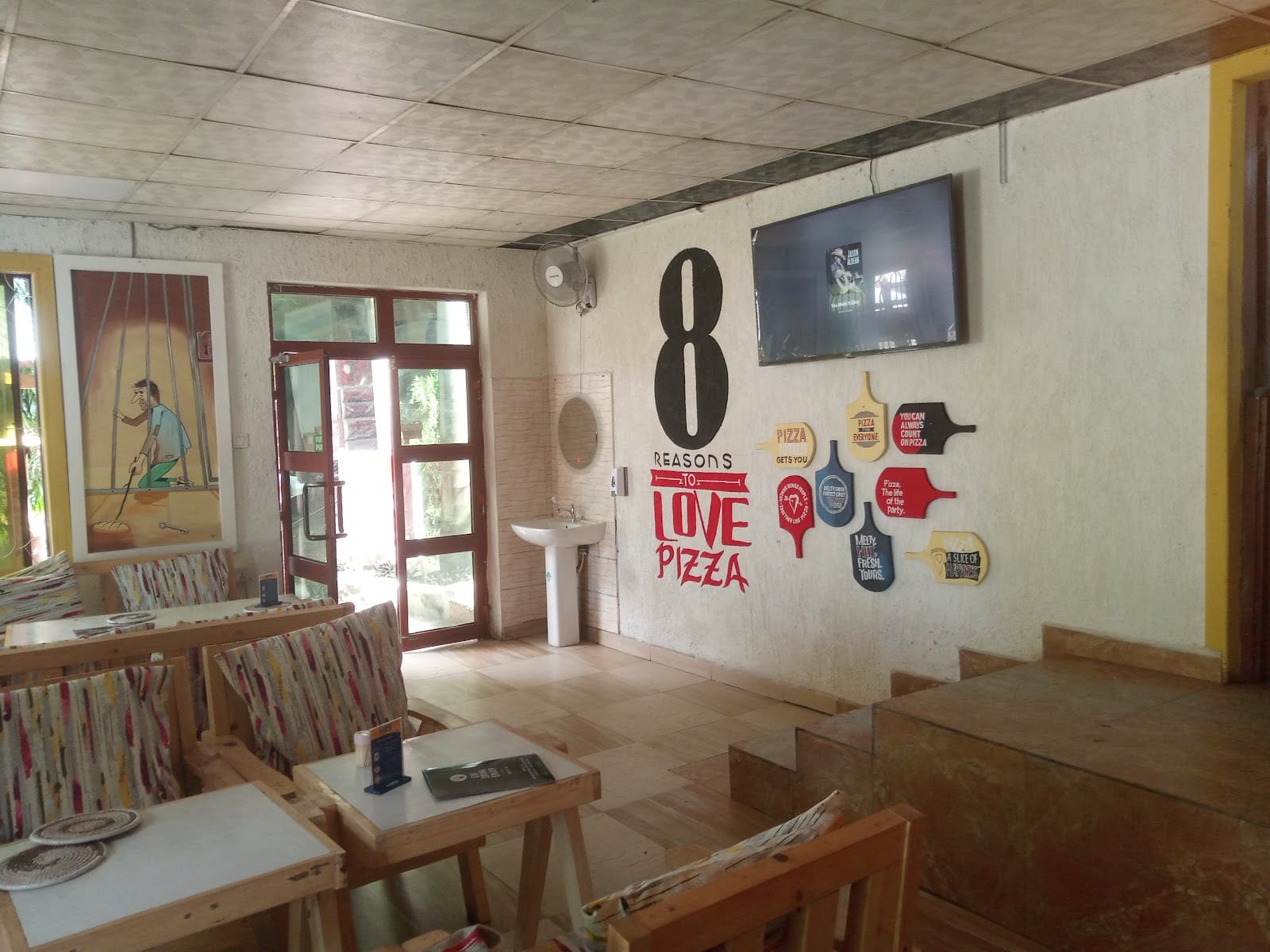 Busybee Cafe