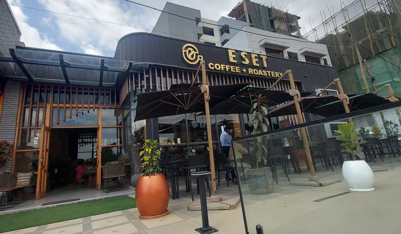 Eset Coffee & Roastery