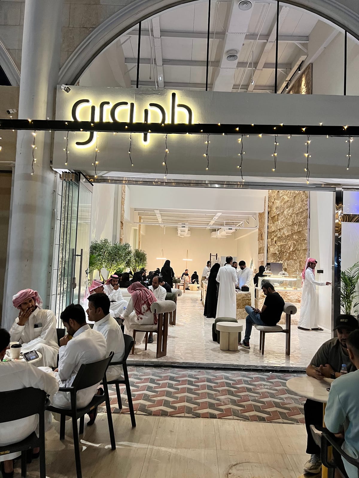 GRAPH Cafe