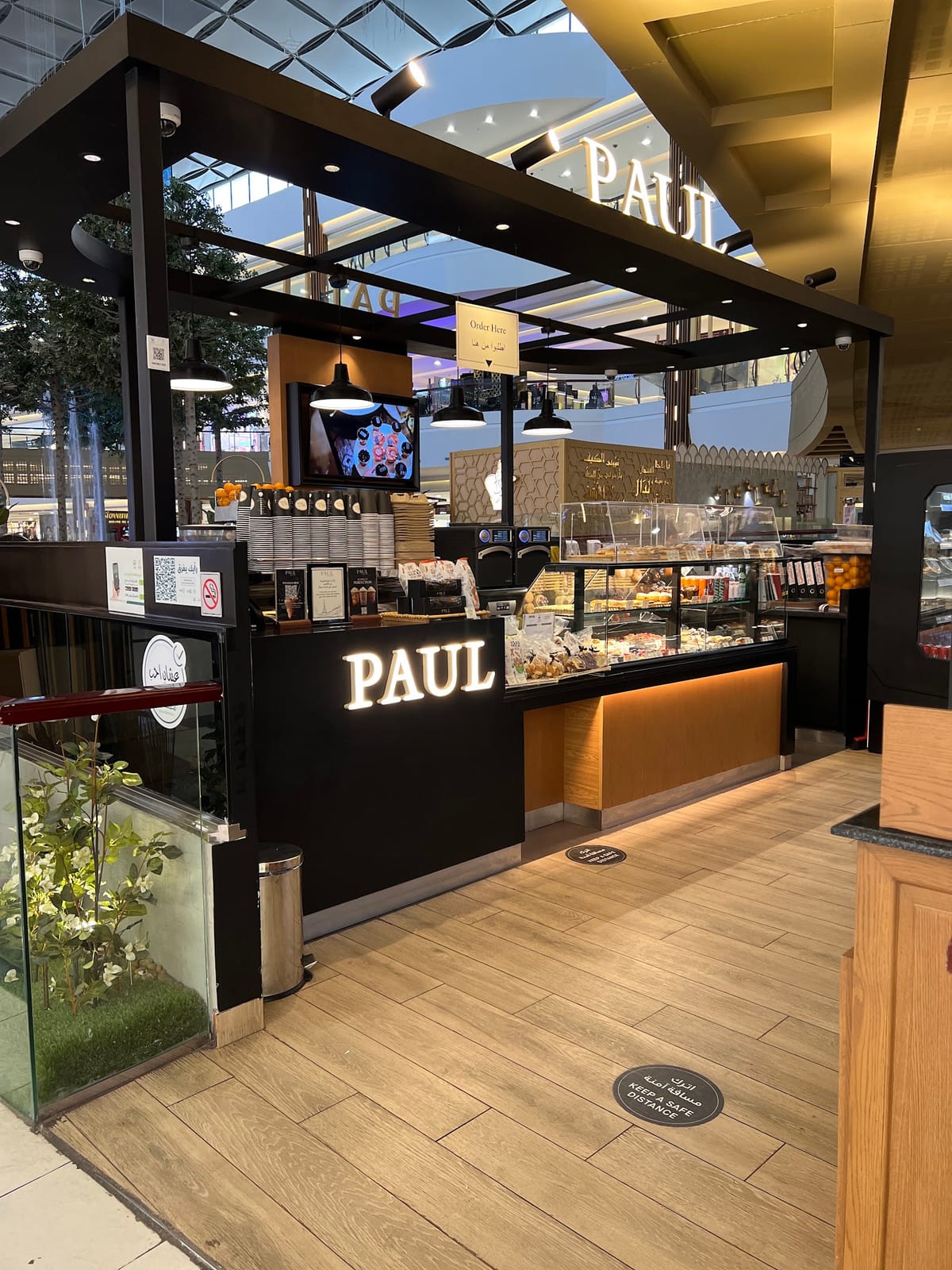 PAUL café