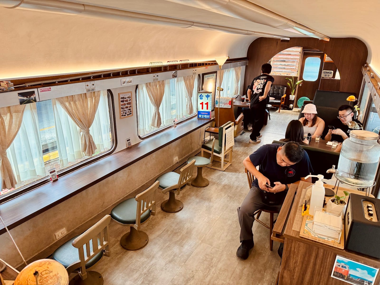 Mamonaku Cafe