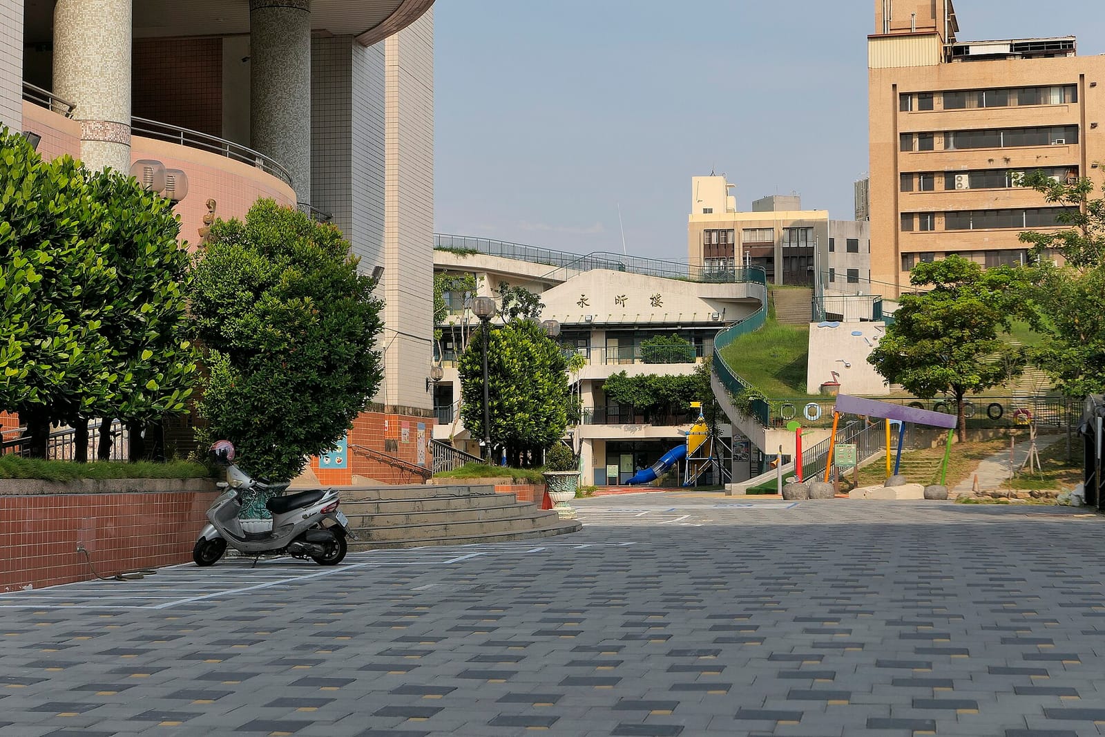 The Yuan (Zhongzheng) photo 3
