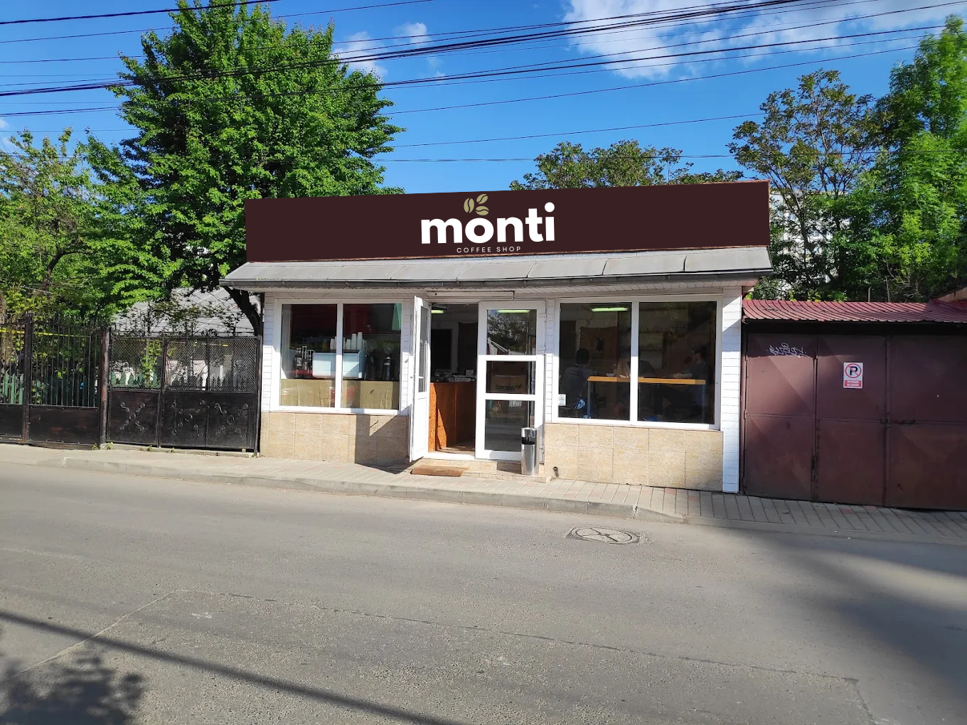 Monti Cafe - Specialty Coffee