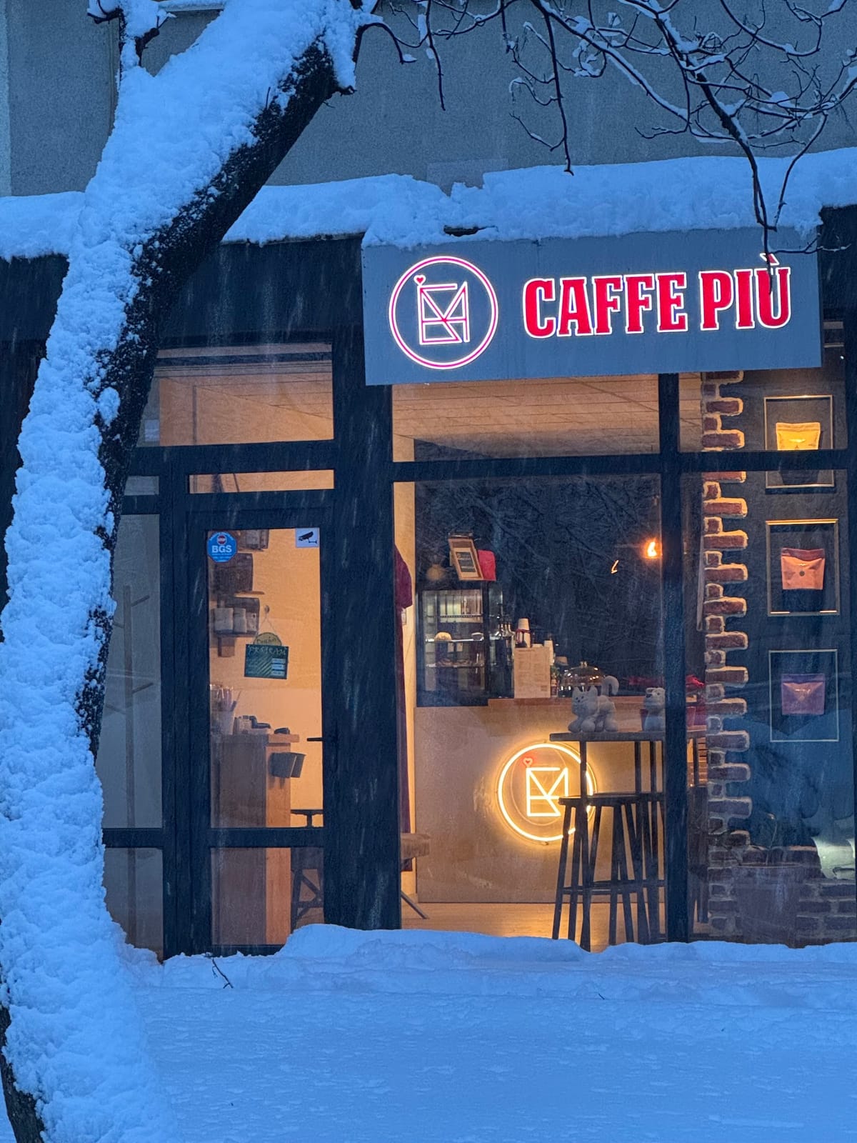 Caffe Piu • Speciality Coffee •