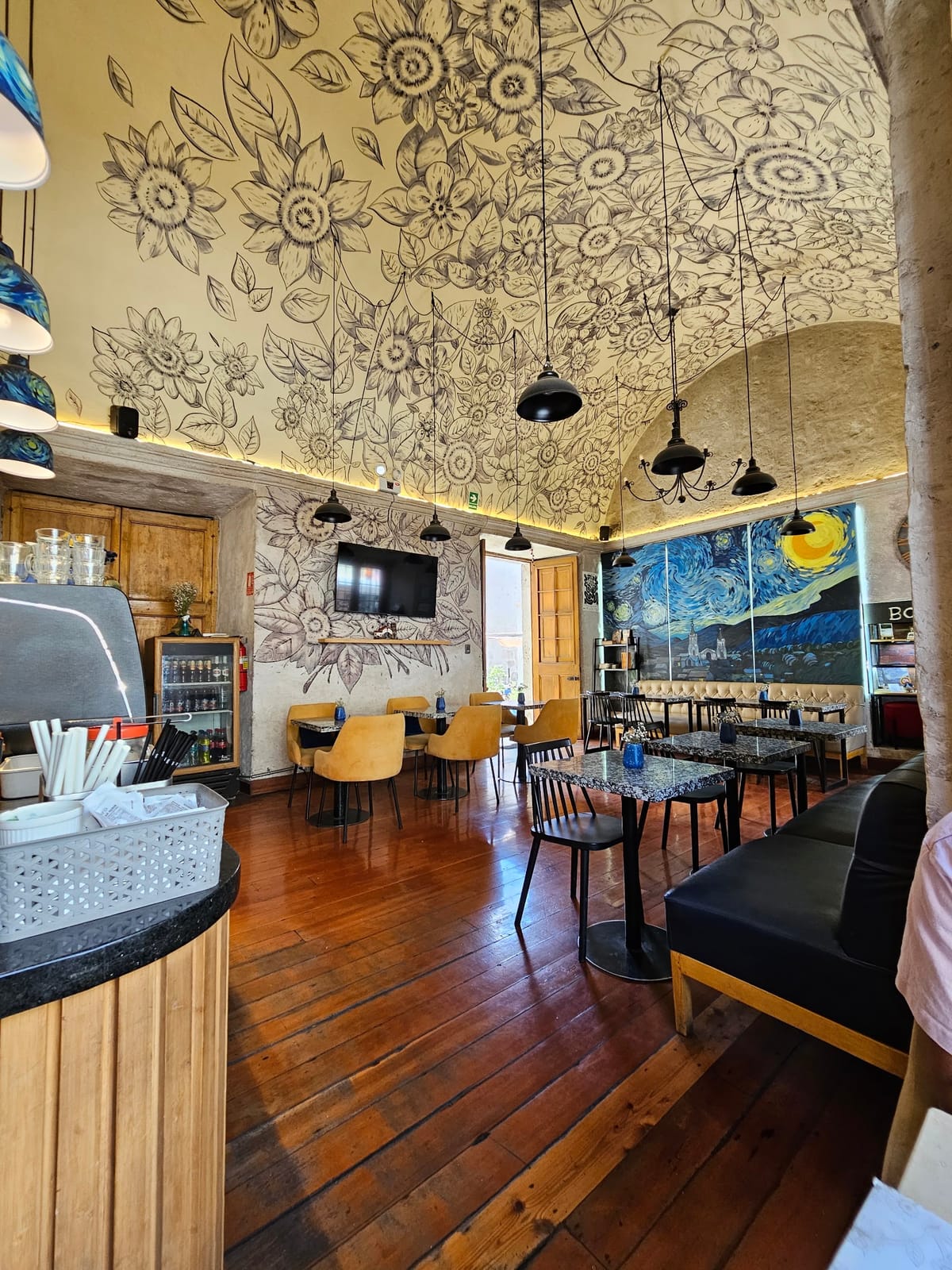 Van Gogh Cafe