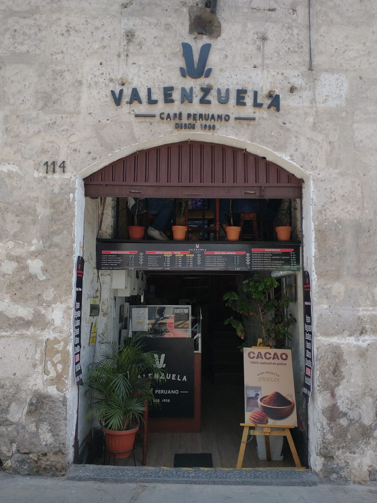 Cafe Valenzuela