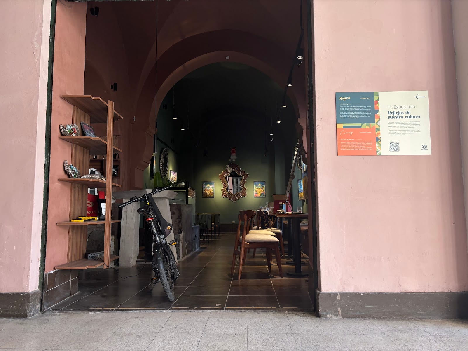Amanqae cafe y cultura