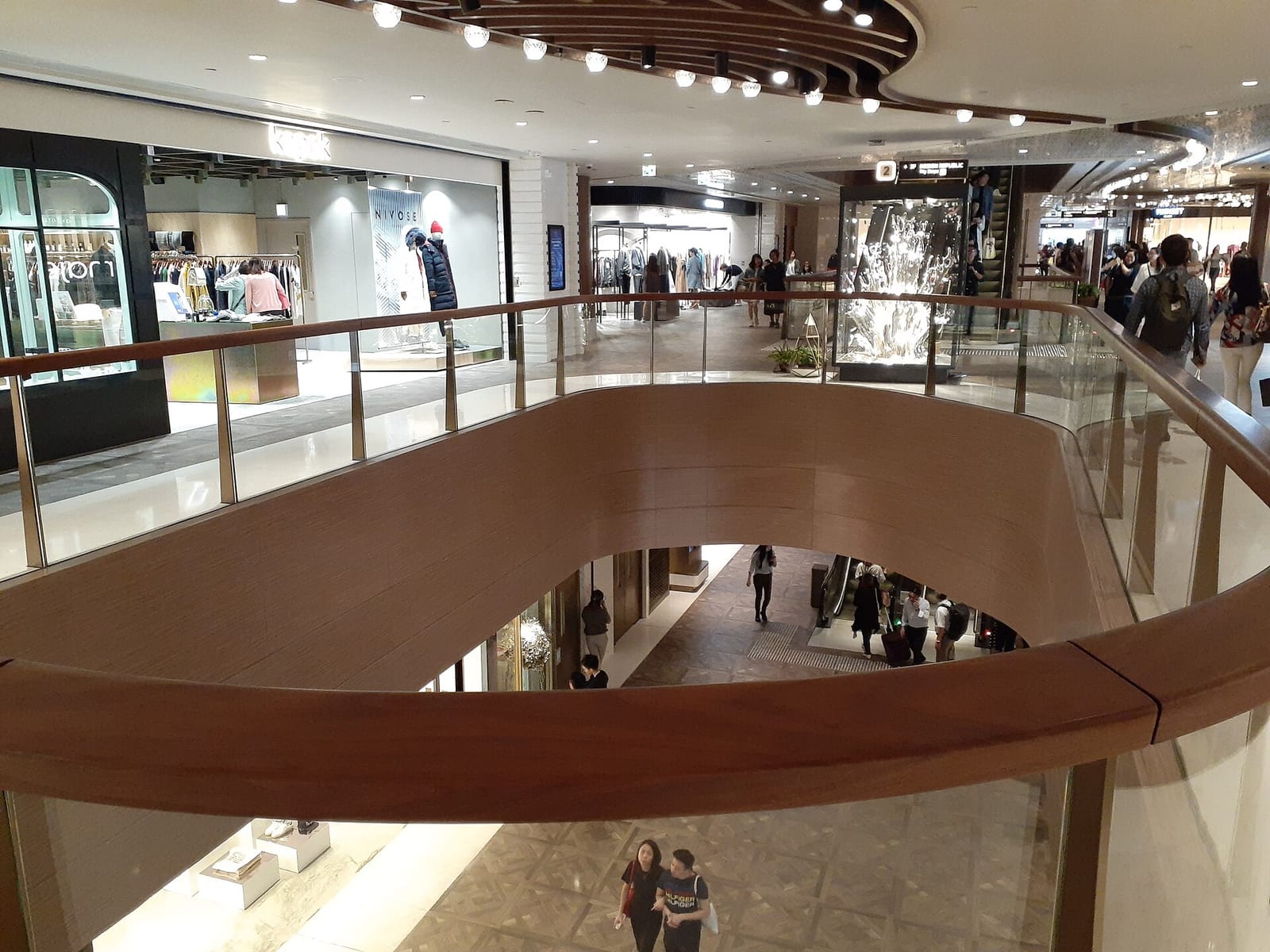 KOFFEE MAMEYA photo 3