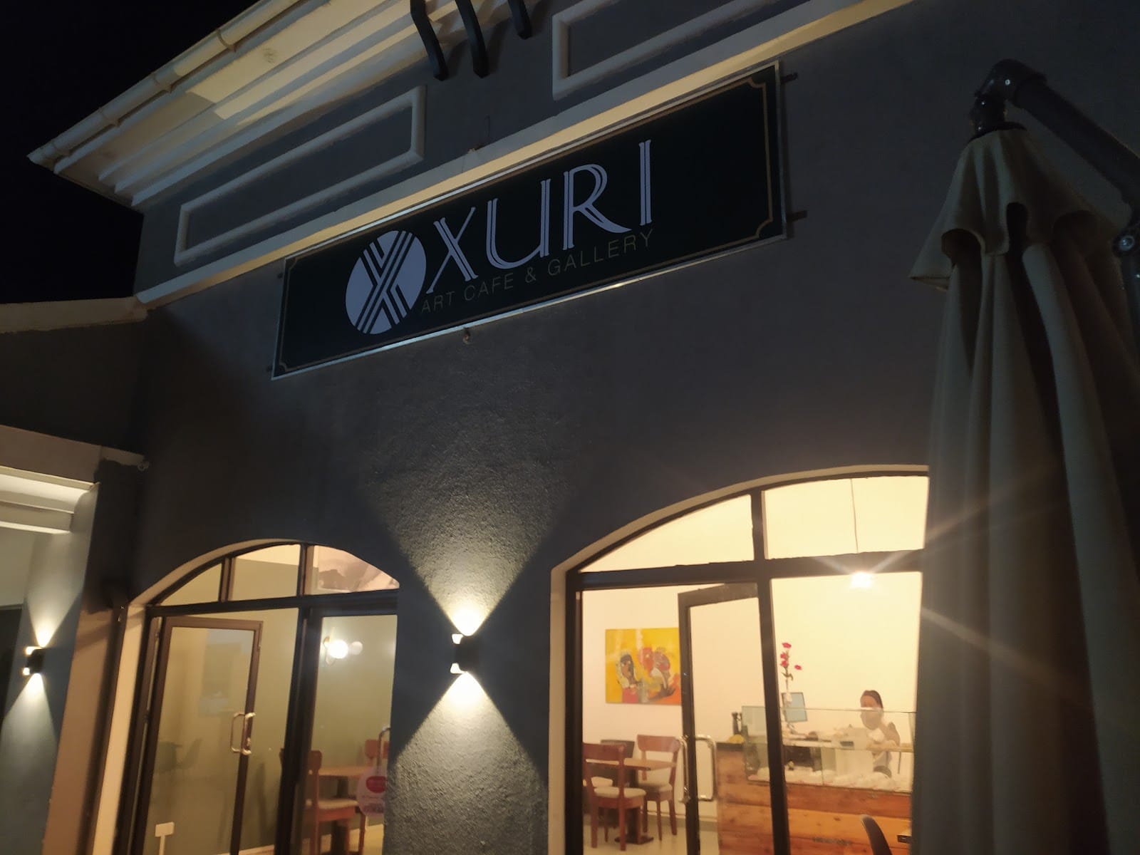 XURI ART CAFE