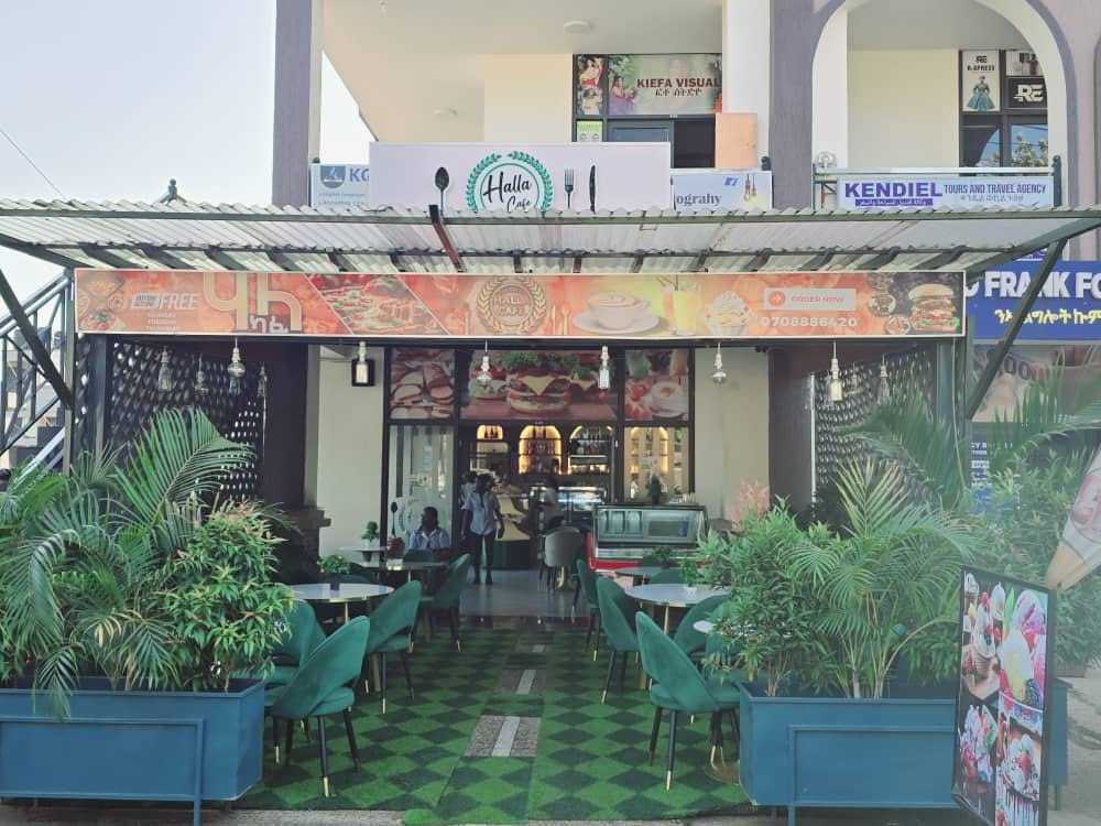 Halla Café
