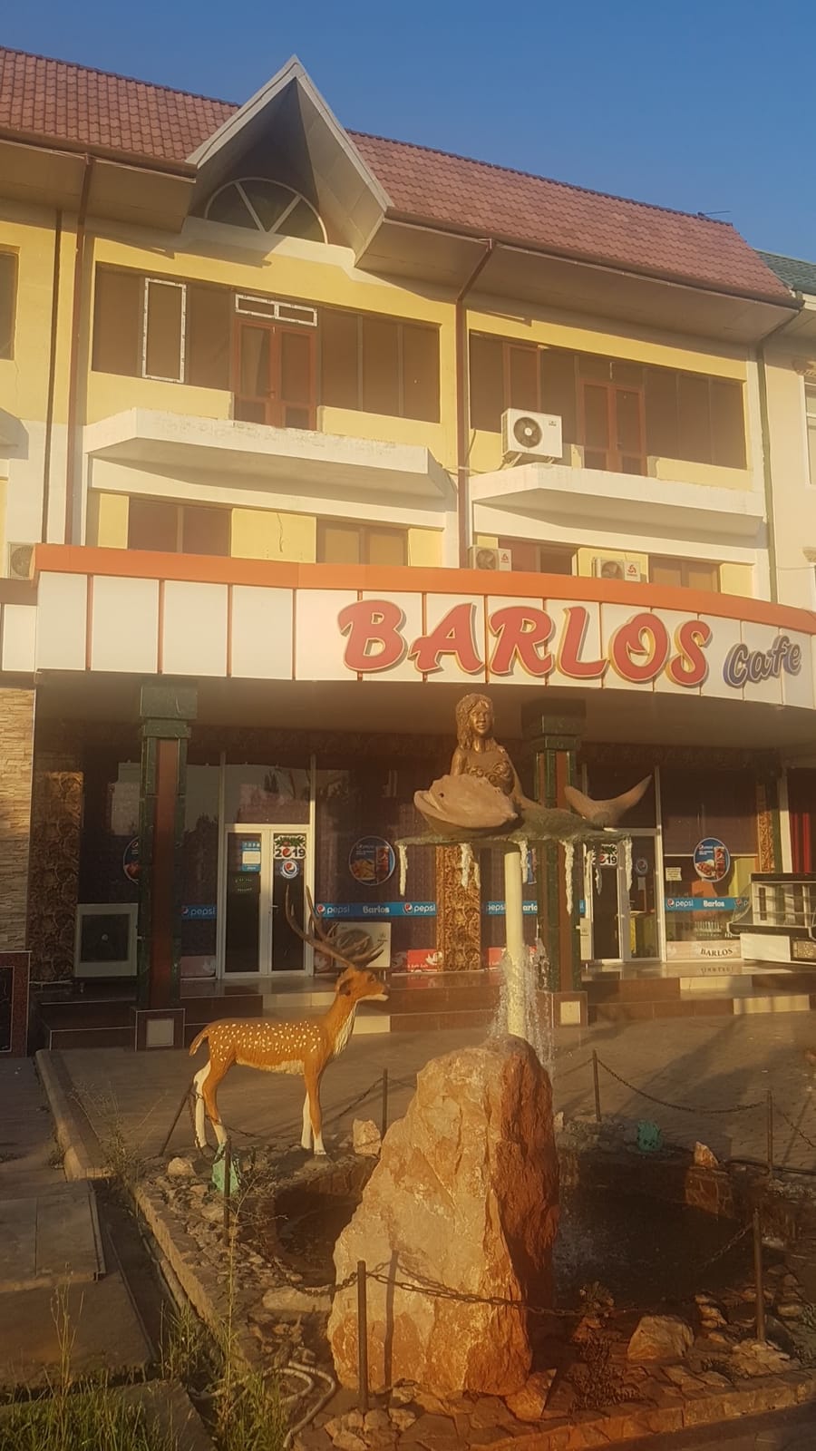 Kafe BARLOS
