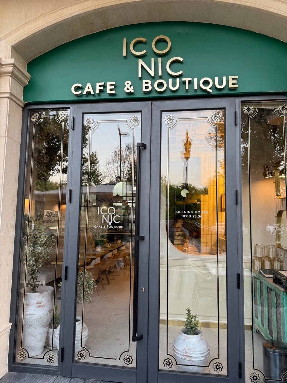 Iconic Cafe & Boutique