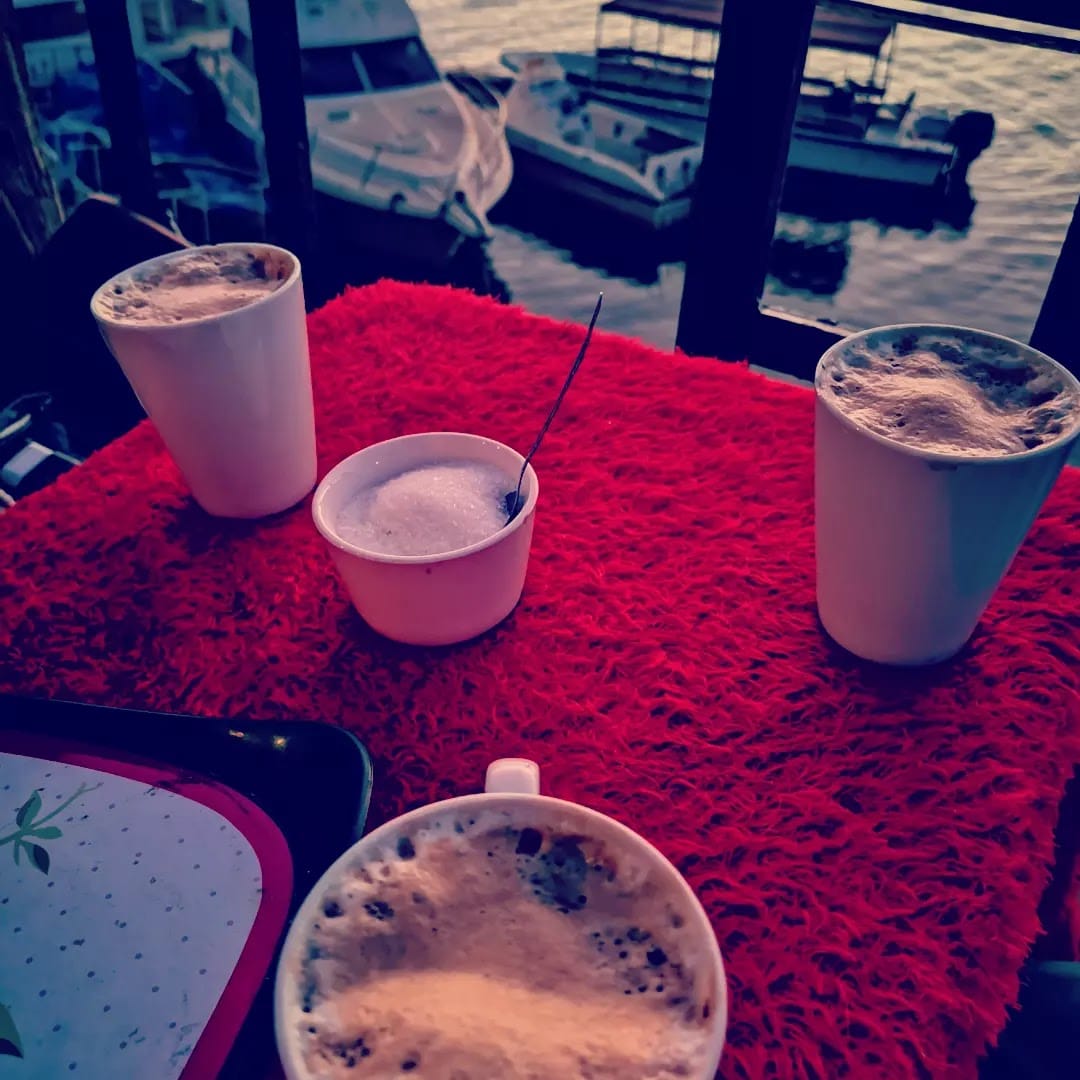 Night Tune Cafe
