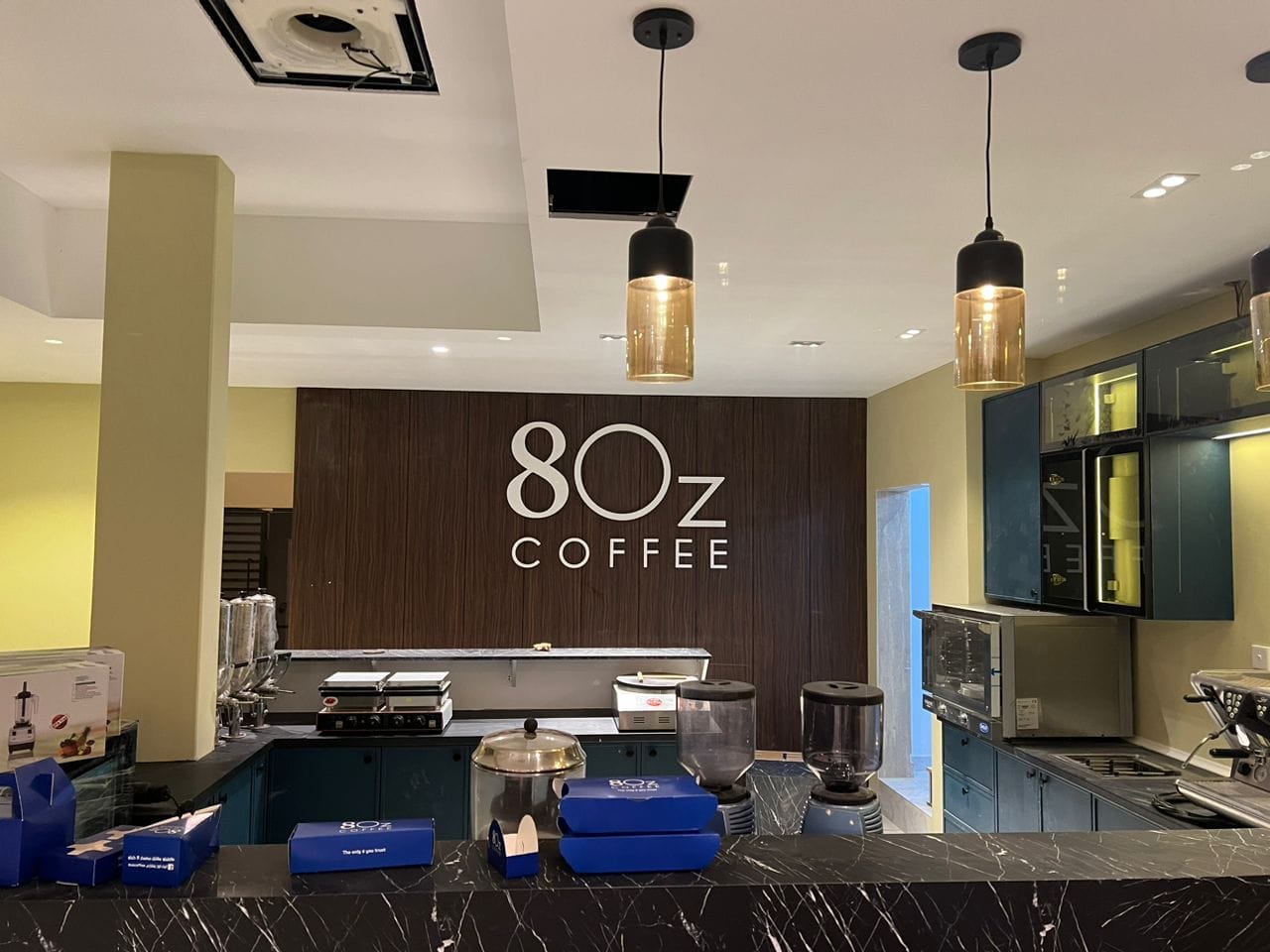 8Oz cafe