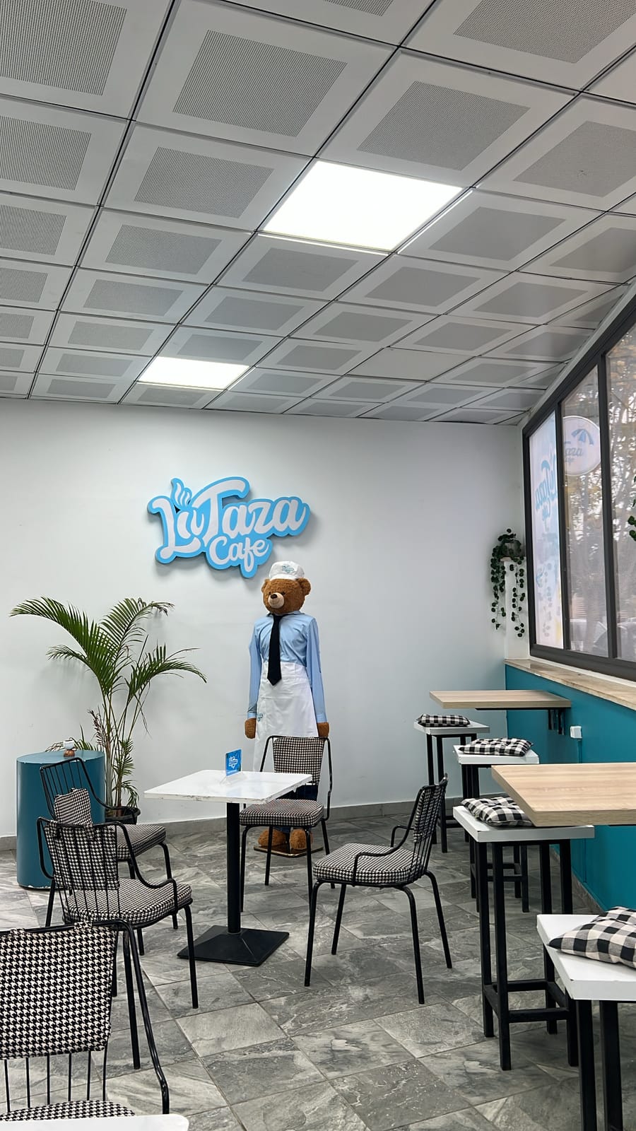 لاتازا كافي - La Taza Cafe
