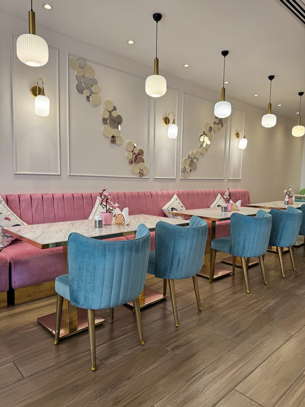 Le Papillon cafe