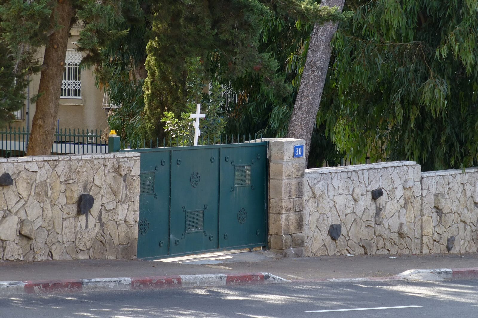 Tibi conditory & coffe קונדיטורית טיבי - בית קפה photo 3