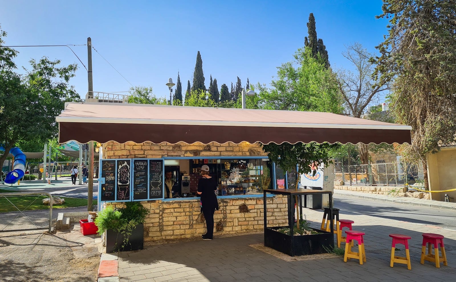 David Laor Kiosk