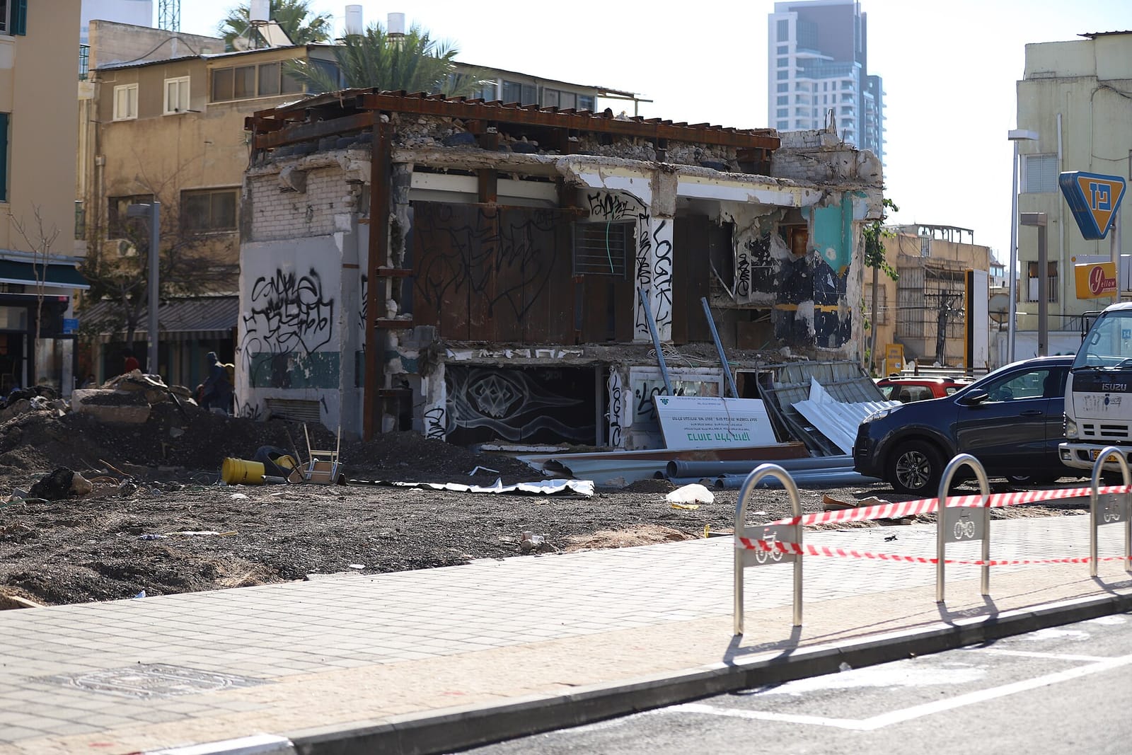 Chacho's Cafe Geula - צ'אצ'וס photo 3