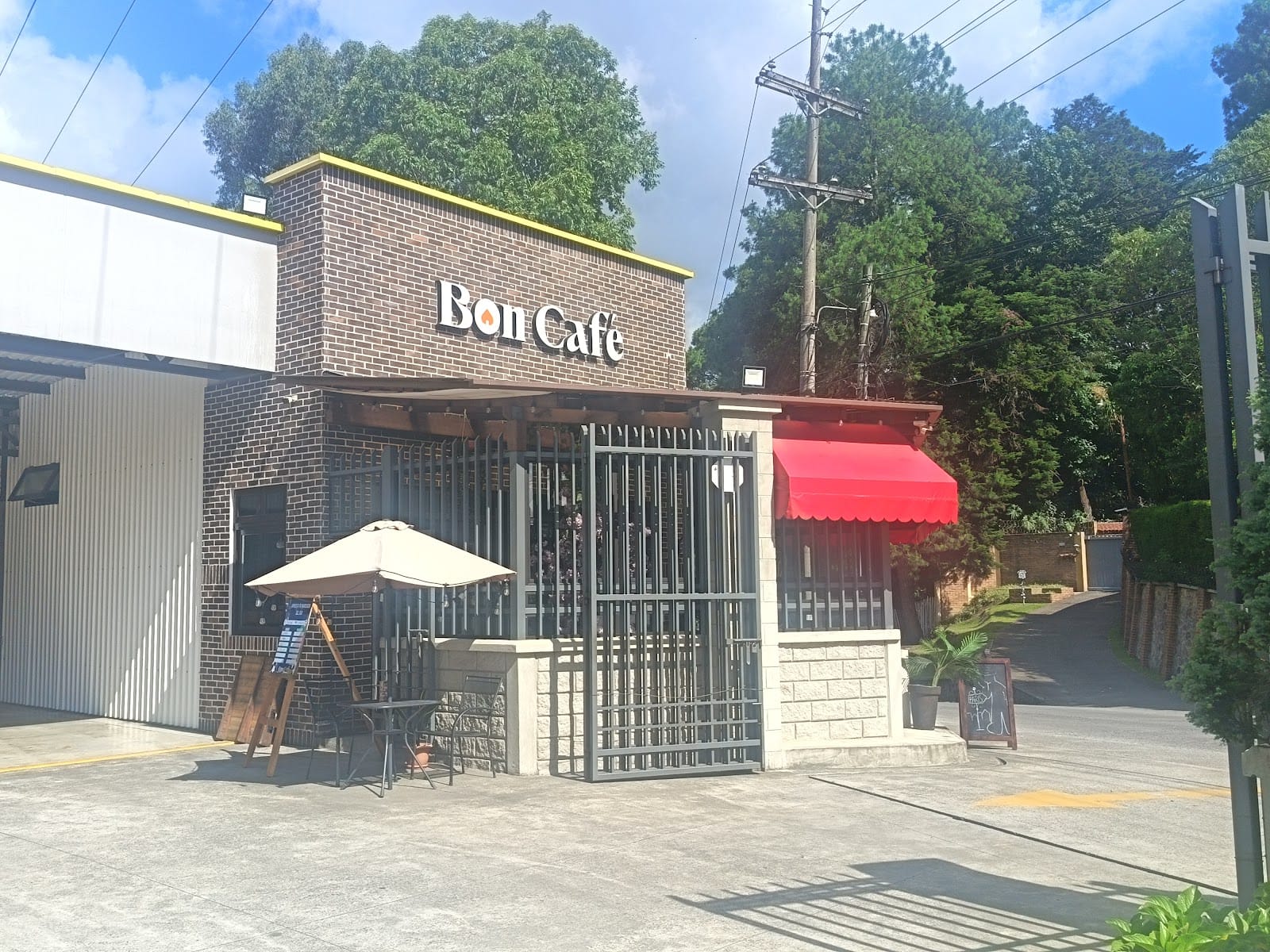 Bon Cafe
