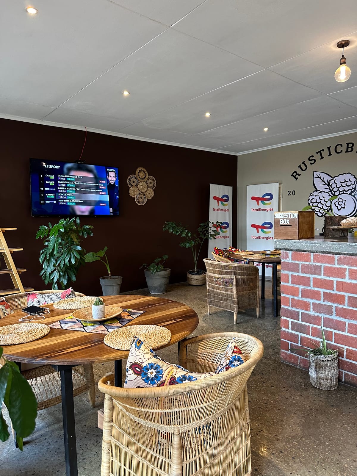 Rustic Berry Cafe