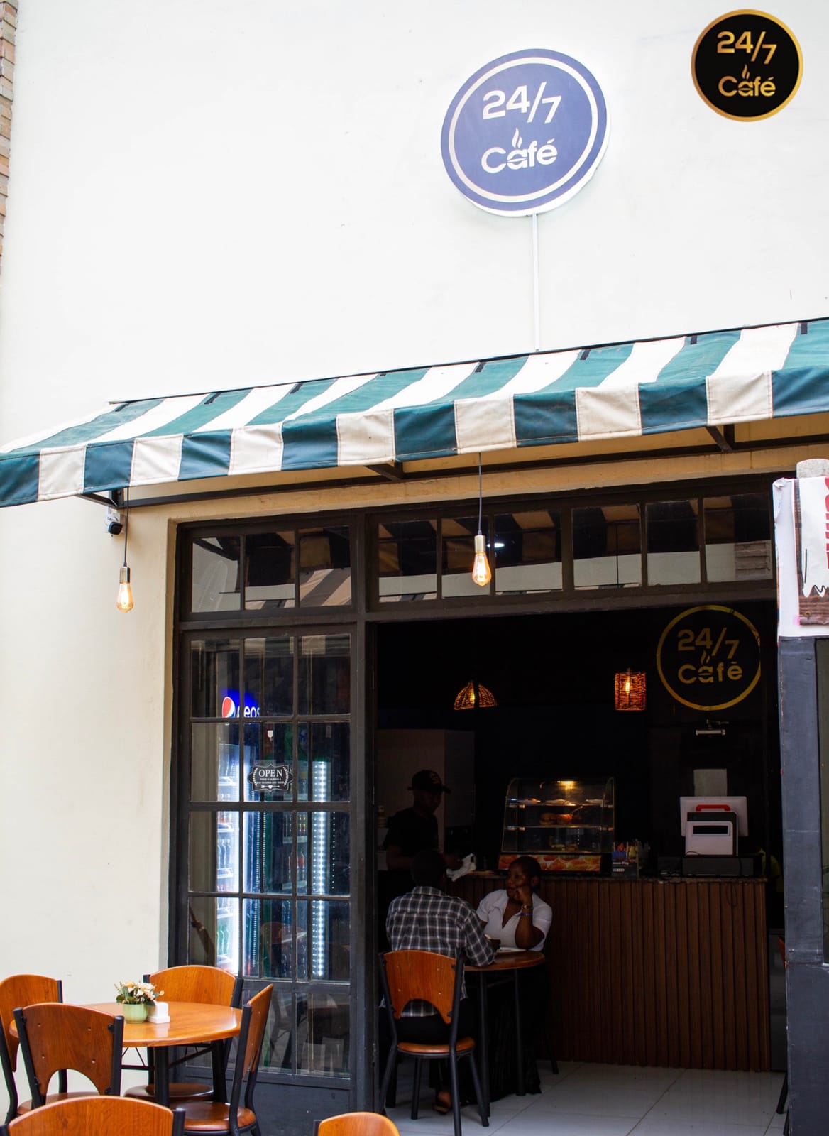24/7 Café