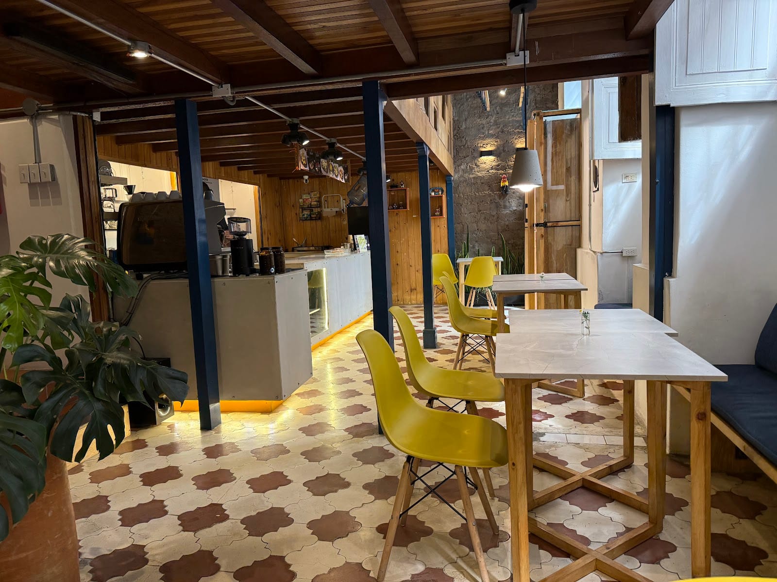 Café Zular /Roasters - Coffee shop/
