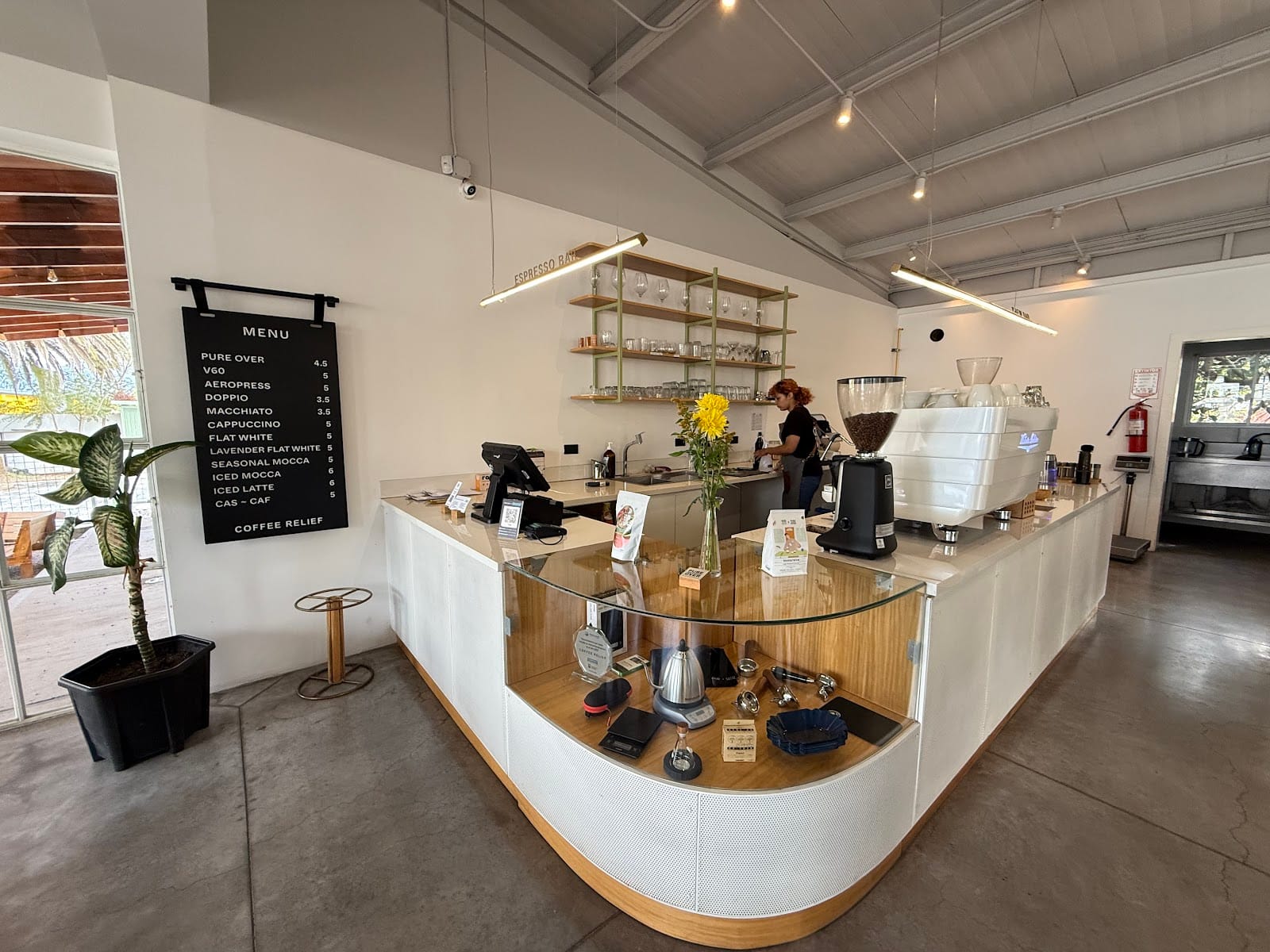 COFFEE RELIEF - Specialty Coffee Shop & Roasters - Café de especialidad