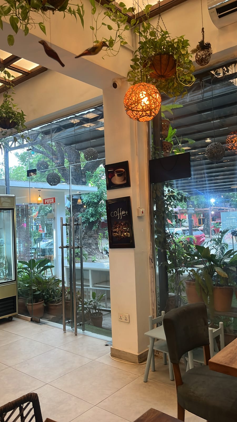Joannescafeaccra
