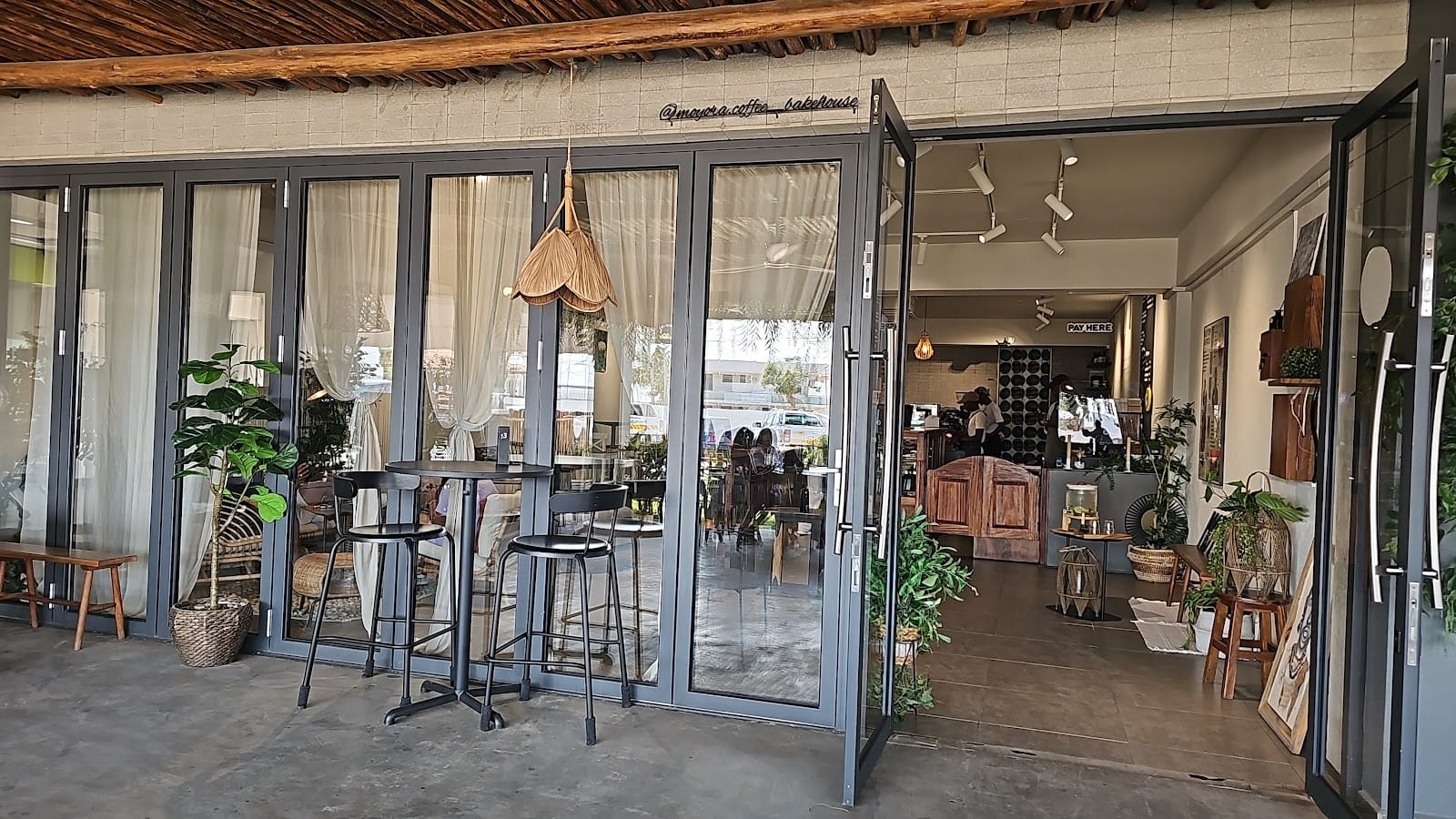 moyora.coffee_bakehouse