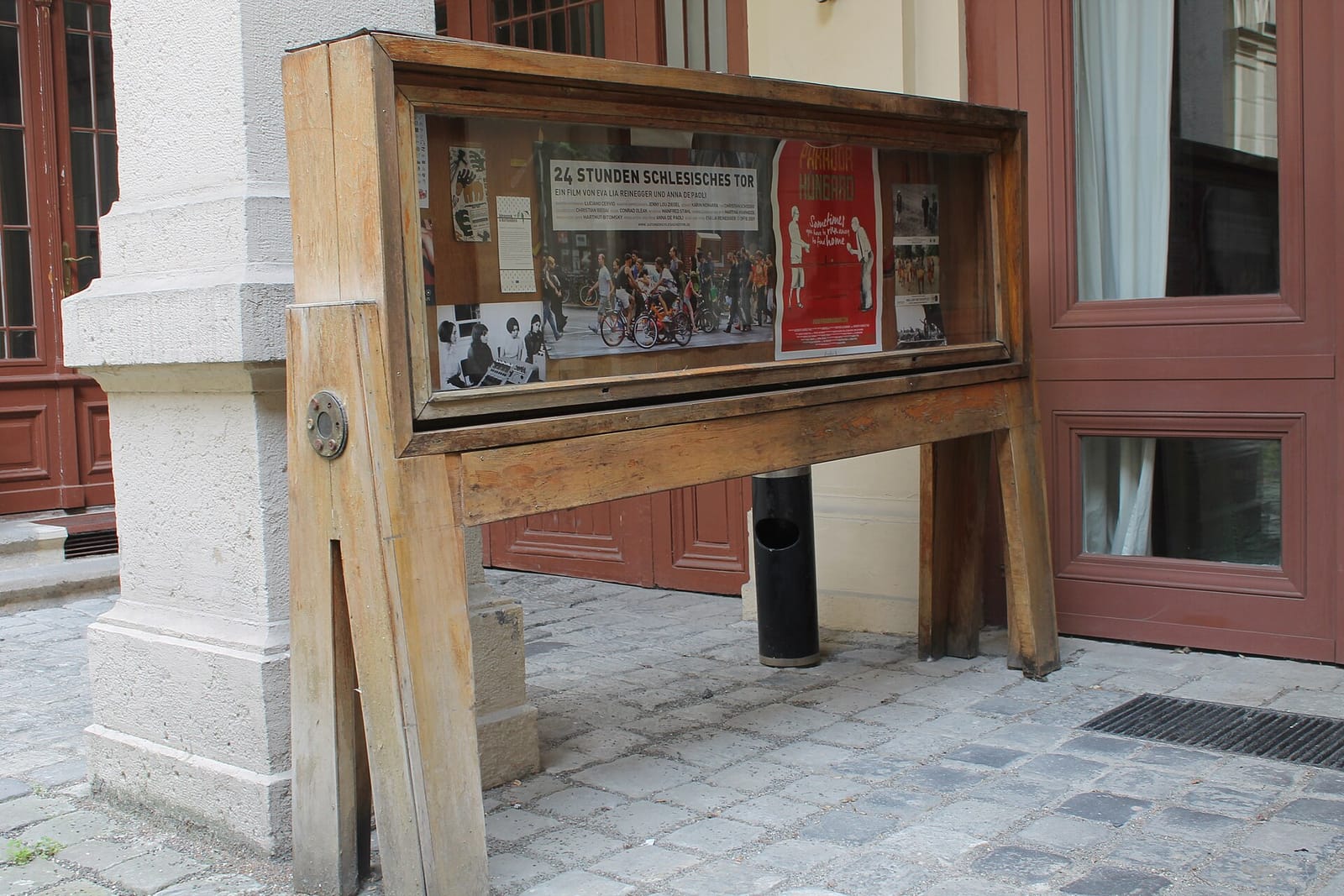 Flatty Coffee Shop - Fövám photo 2