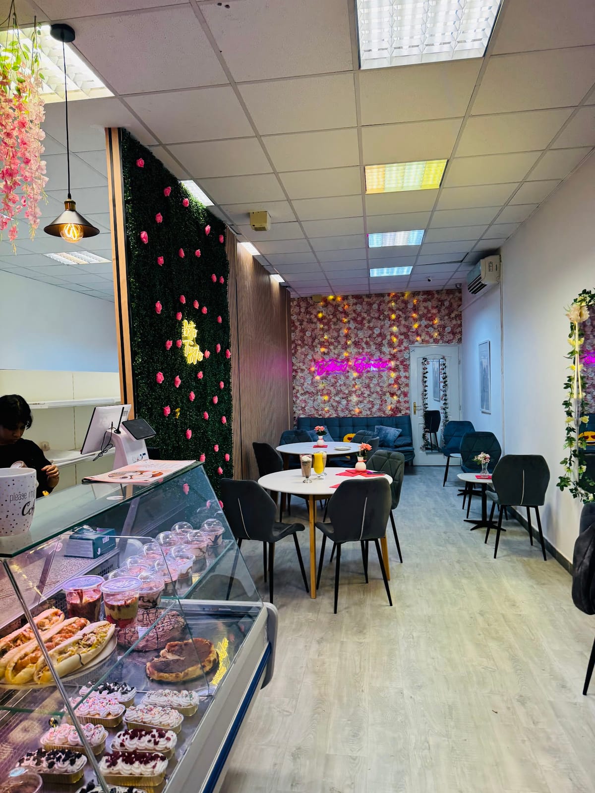 Besties cafe
