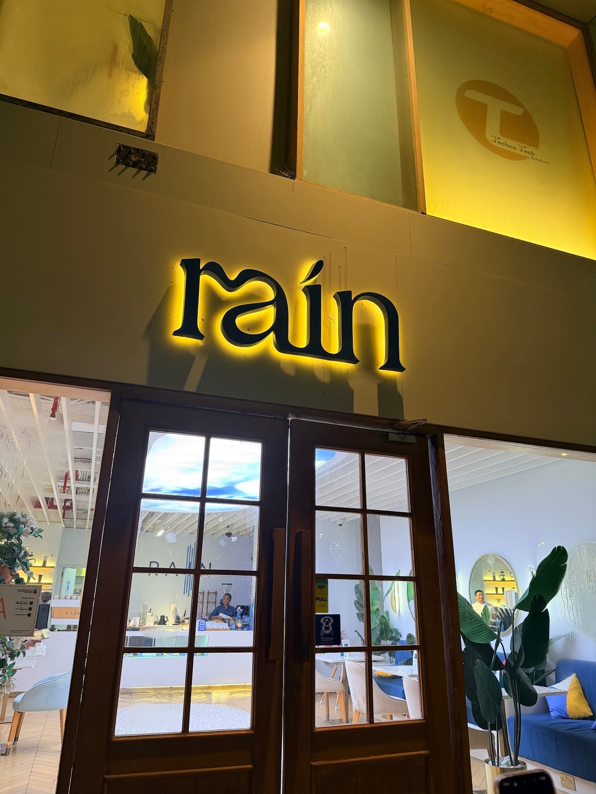 Rain Corniche