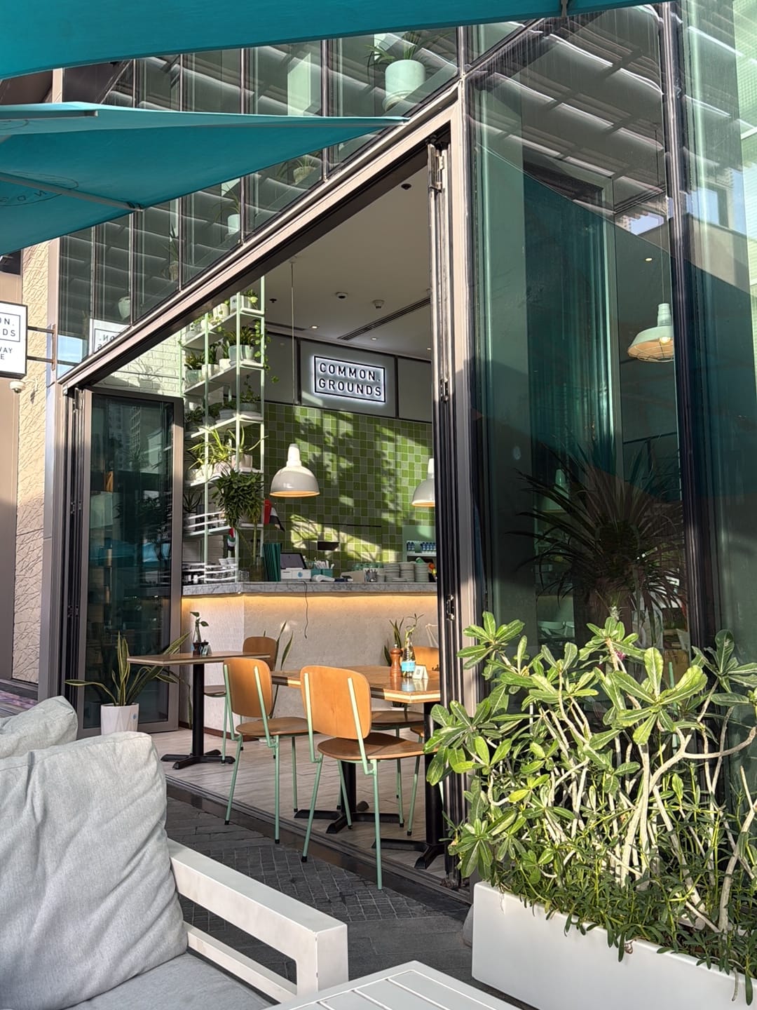 Common Grounds - JBR