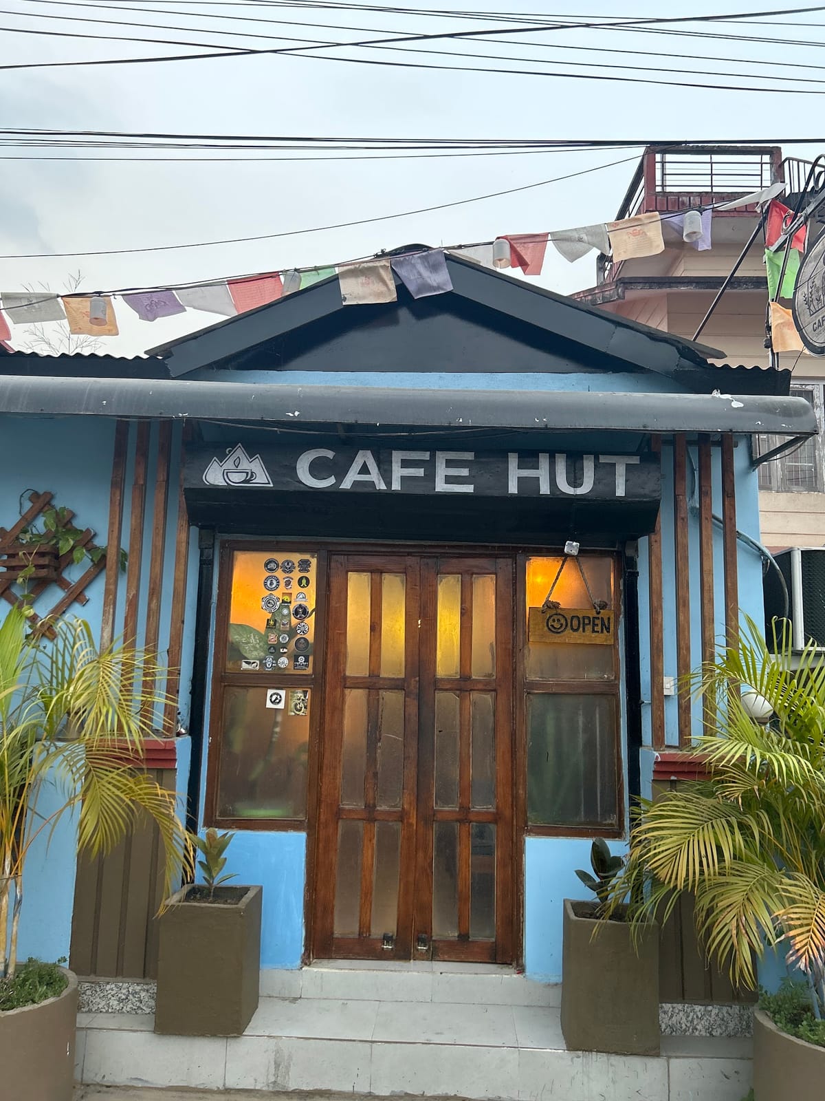 Cafe Hut