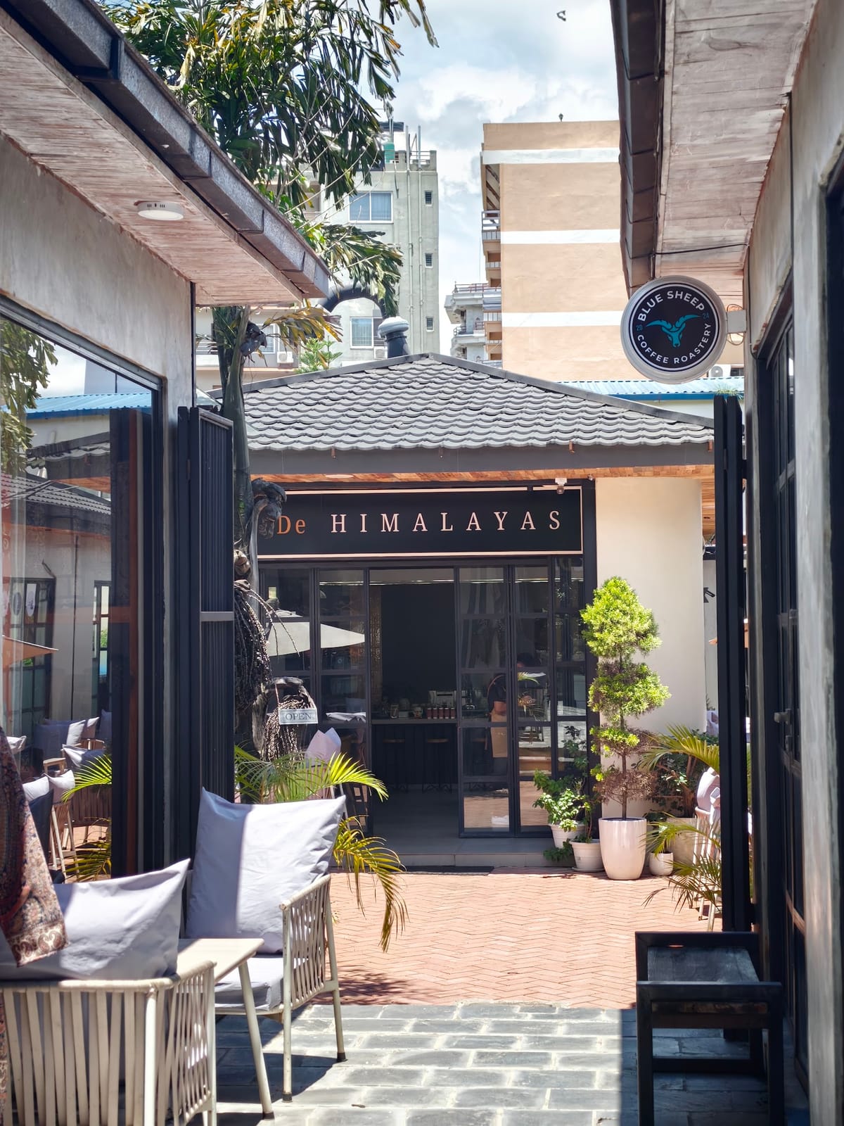 CDH Coffee De Himalayas