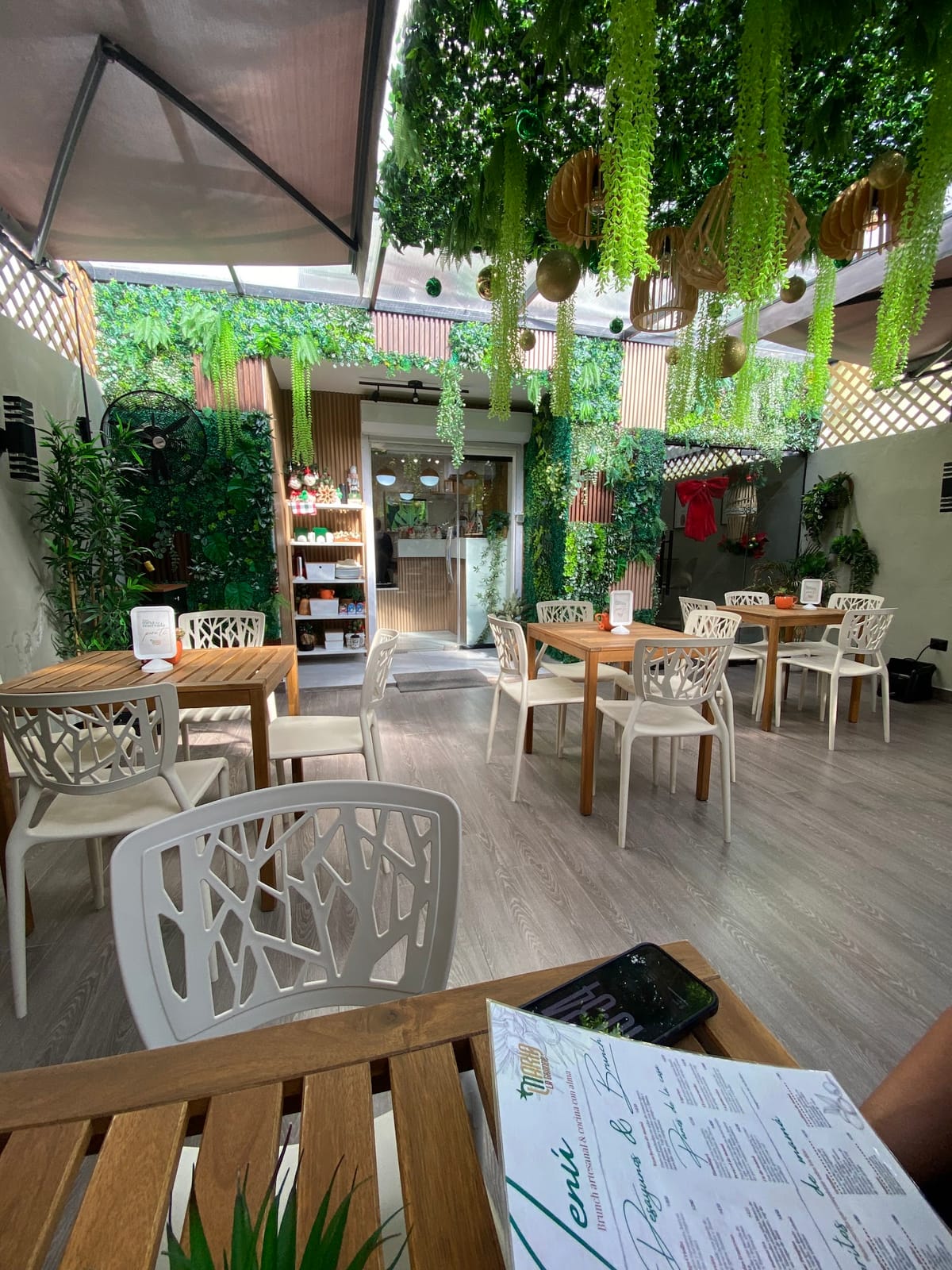 Maria la Grande Cafe (MLG)