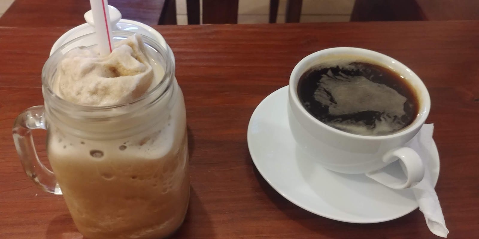 Maya Luna Cafe