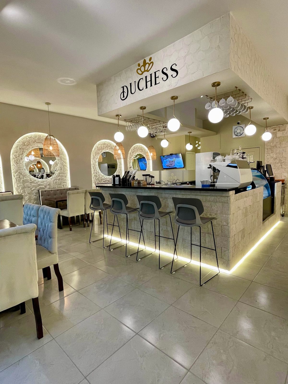 Duchess Coffee Shop • Plaza Carolina