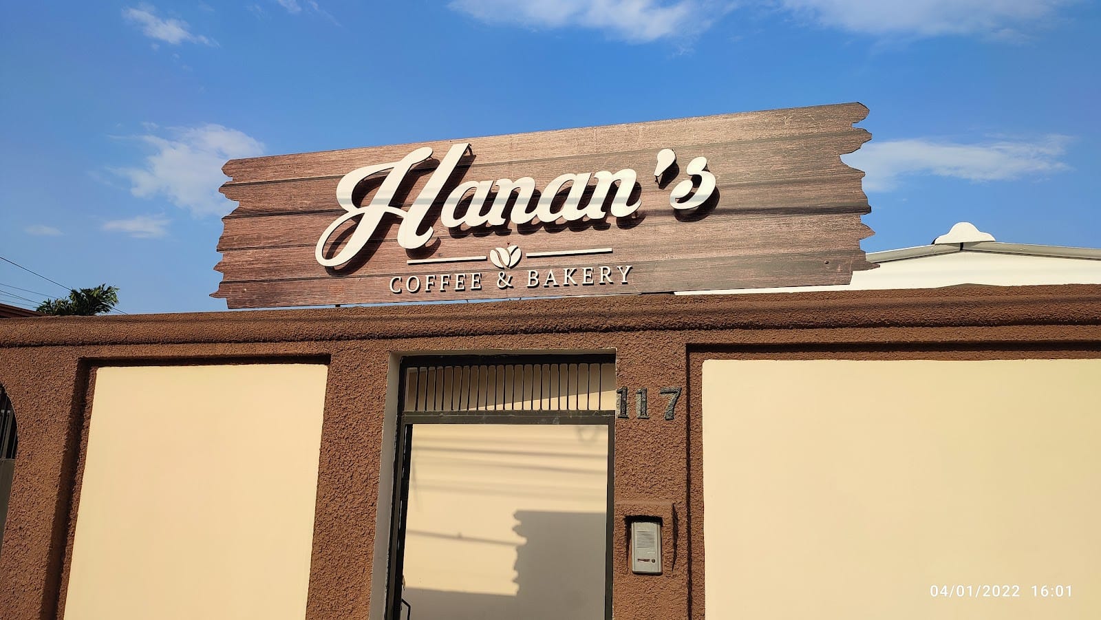 Hanan's Coffee Bakery
