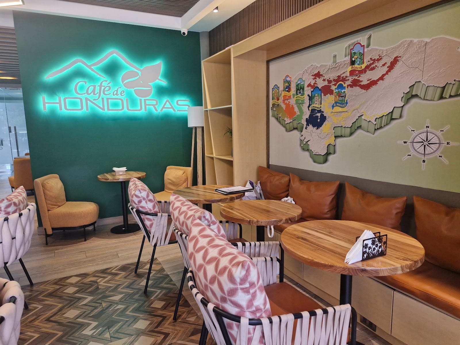 Ihcafé Coffee Shop